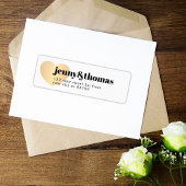 Einfaches, elegantes White-Heart-Hochzeitslabel