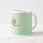 Einfaches Erdbeerdesign Jumbo-Tasse (Vorderseite Rechts)