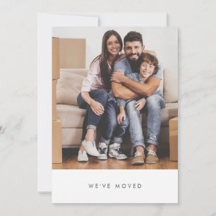 Einfaches Familienfoto Wir sind in eine neue Adres Ankündigung