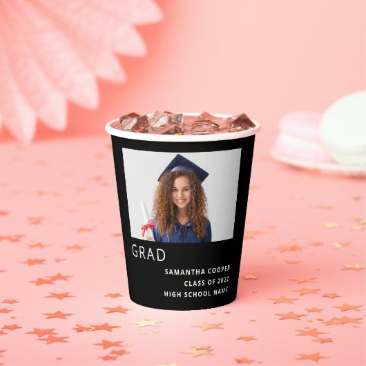 Einfaches Foto 2022 Abschluss Schwarz Pappbecher (Insitu)