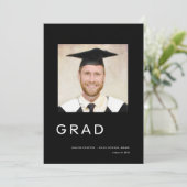 Einfaches Foto Abschluss 2024 Schwarz Ankündigung (Stehend Vorderseite)