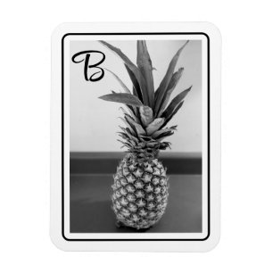 Einfaches Foto einer Ananas mit Single Initial Magnet