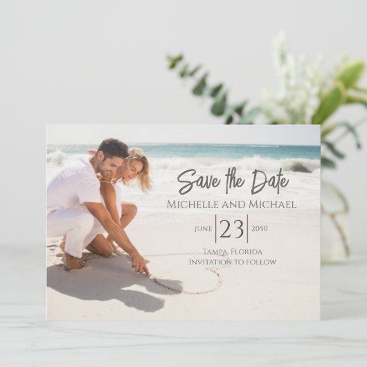 Einfaches Foto Moderne Kalligrafie Trendy QR Code Save The Date (Stehend Vorderseite)