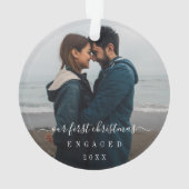 Einfaches Foto Unser erstes Weihnachtsfest Verlobt Ornament (Rückseite)
