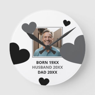 Einfaches Foto von Gray & Black Hearts Runde Wanduhr