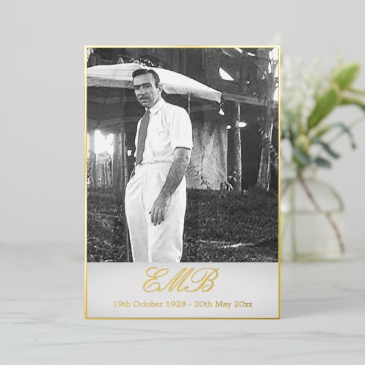 Einfaches Foto zur Beerdigung Folieneinladung (Stehend vorne)