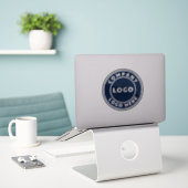 Einfaches Geschäft Logo Firmenmitarbeiter Laptop Aufkleber (Laptop auf Schreibtisch)