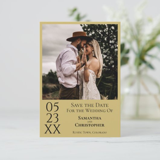 Einfaches goldgelbes, modernes Minimales Foto Hoch Save The Date (Stehend Vorderseite)