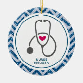 Einfaches graues PflegeStethoscope auf Blue Zickza Keramik Ornament (Vorne)