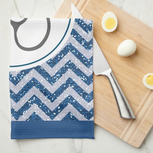 Einfaches graues PflegeStethoskop mit rotem Herzen Geschirrtuch (Viertel Falte)