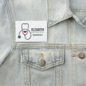 Einfaches graues PflegeStethoskop mit rotem Herzen Namensschild (Beispiel)