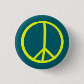 Einfaches handgemaltes, hellgelbes Friedenszeichen Button (Vorderseite)