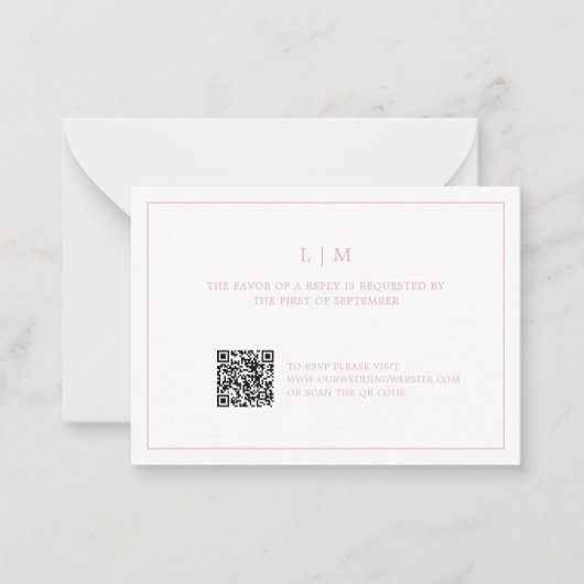 Einfaches hellrosa Monogram QR Code Elegante Hochz Mitteilungskarte (Vorderseite)