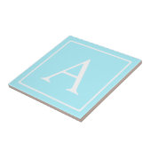 Einfaches Himmelblau-Monogramm Fliese (Seite)