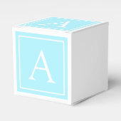 Einfaches Himmelblau-Monogramm Geschenkschachtel (Vorderseite)