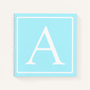 Einfaches Himmelblau-Monogramm Notizblock