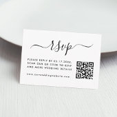 Einfaches Hochzeitsszenario mit QR-Code Begleitkarte
