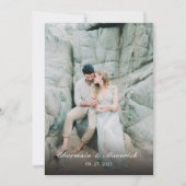 Einfaches Hochzeitstich mit klassischer Sage Green Einladung (Vorderseite)