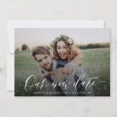 Einfaches Kalligrafie-Foto ändert das Datum Zurück Einladung (Vorderseite)