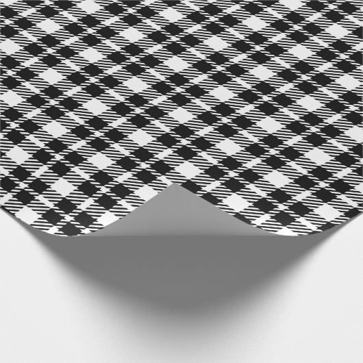 Einfaches kariertes Gingham-Muster in Schwarzweiß Geschenkpapier (Ecke)