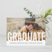 Einfaches Lässiges Chic Graduate Foto Einladung (Stehend Vorderseite)