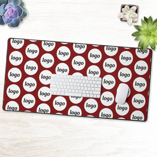 Einfaches Logo-Geschäftsmodell Burgundy Red Schreibtischunterlage
