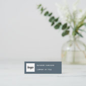 Einfaches Logo und QR-Code Anthrazitgrau Mini Visitenkarte (Stehend Vorderseite)