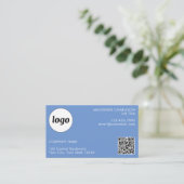 Einfaches Logo und Text QR-Code Blau Visitenkarte (Stehend Vorderseite)