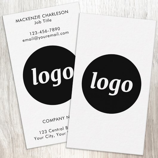 Einfaches Logo und vertikaler Text Visitenkarte