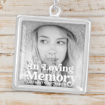 Einfaches Memorial für benutzerdefiniertes Foto in Versilberte Kette<br><div class="desc">Dieses einfache und klassische Design besteht aus Serifen und sans Serif Typografie und fügen Sie ein benutzerdefiniertes Foto.</div>