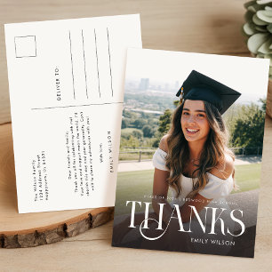 Einfaches Minimal Foto Moderne Schrift Graduierung Postkarte