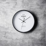 Einfaches Minimal-White-Logo für Unternehmen Uhr<br><div class="desc">Erhöhen Sie die Präsenz Ihrer Marke und verließ Sie mit unserer personalisierten Uhr ein unauslöschliches Zeichen. Es ist mehr als nur ein Zeitmesser, es ist ein Symbol für das Engagement, die Professionalität und das Engagement Ihres Unternehmens, jede Sekunde zählen zu lassen. Mit dieser außergewöhnlich personalisierten Uhr können Sie Ihre Marke...</div>