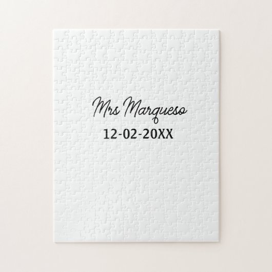 einfaches minimales Monogramm Frau Herr Name Datum Puzzle (Vertikal)