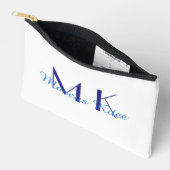 einfaches minimales Monogramm personalisierter Nam Zubehörtasche (Offen)