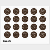Einfaches Minimalistisch Chocolate Calligraphy Her Runder Aufkleber (Blatt)
