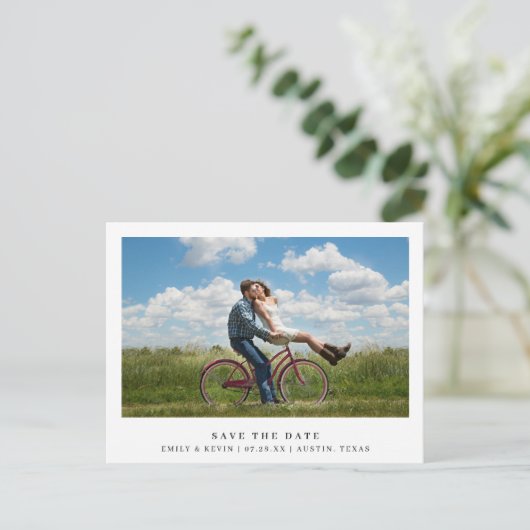 Einfaches Minimalistisches Foto Hochzeit speichern Einladungspostkarte (Stehend Vorderseite)