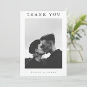 Einfaches Minimalistisches Hochzeitsszenario-Foto Dankeskarte (Stehend Vorderseite)