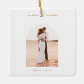 Einfaches minimalistisches Skript Foto Boho Bogen Keramikornament (Vorderseite)