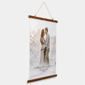 Einfaches, modernes, elegantes Script-Hochzeitsban Wandteppich Mit Holzrahmen (Gewinkelt)