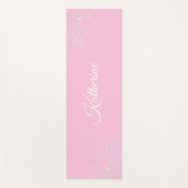 Einfaches modernes florales Skript Name Soft Pink  Yogamatte (Vorderseite)