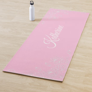 Einfaches modernes florales Skript Name Soft Pink  Yogamatte