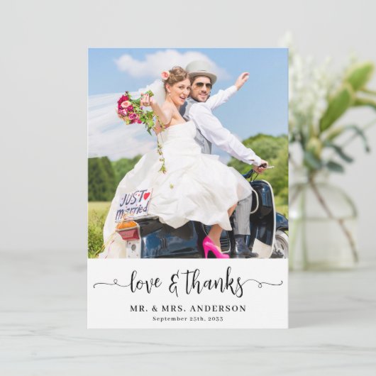 Einfaches, modernes Foto Hochzeit Personalisiert Dankeskarte (Stehend Vorderseite)