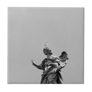 Einfaches, modernes Foto mit Möwen auf der Statue Fliese