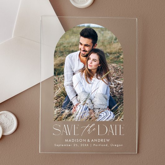 Einfaches, modernes Foto mit weißem  Save the Date Acryleinladungen