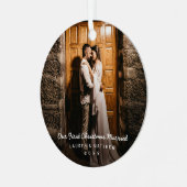 Einfaches modernes Foto Unsere ersten Weihnachten Ornament Aus Metall (Vorderseite links)