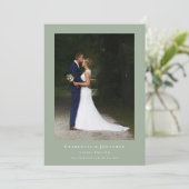 Einfaches modernes Hochzeitsstil-Foto Dankeskarte (Stehend Vorderseite)