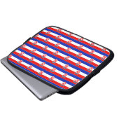 Einfaches, modernes kroatisches Flag-Apparel Laptopschutzhülle (Vorne Knopf)