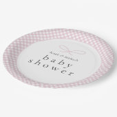 Einfaches, modernes rosa Kariertes Bow Pappteller (Schrägansicht)