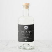 Einfaches, modernes Silberherz-Hochzeitweiliges We Alkoholflaschenetikett (Vorderseite)