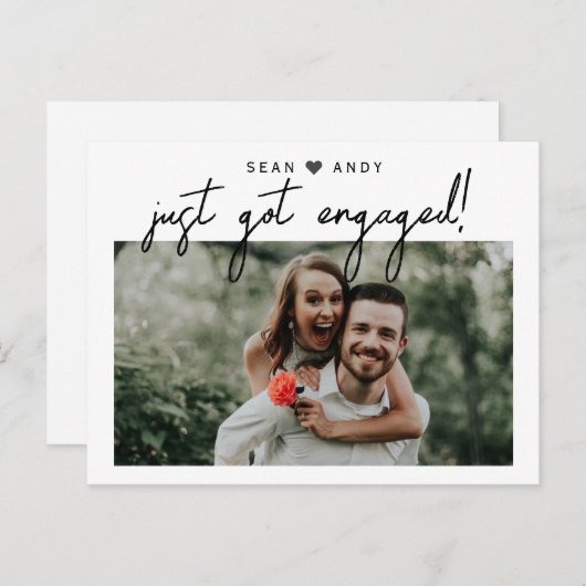 Einfaches, modernes Skript Got einfach Verlobtes F Ankündigungspostkarte (Vorne/Hinten)